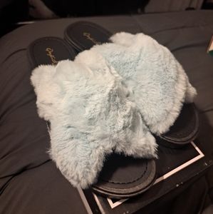 COPY - Womens Furry Platform Sandals